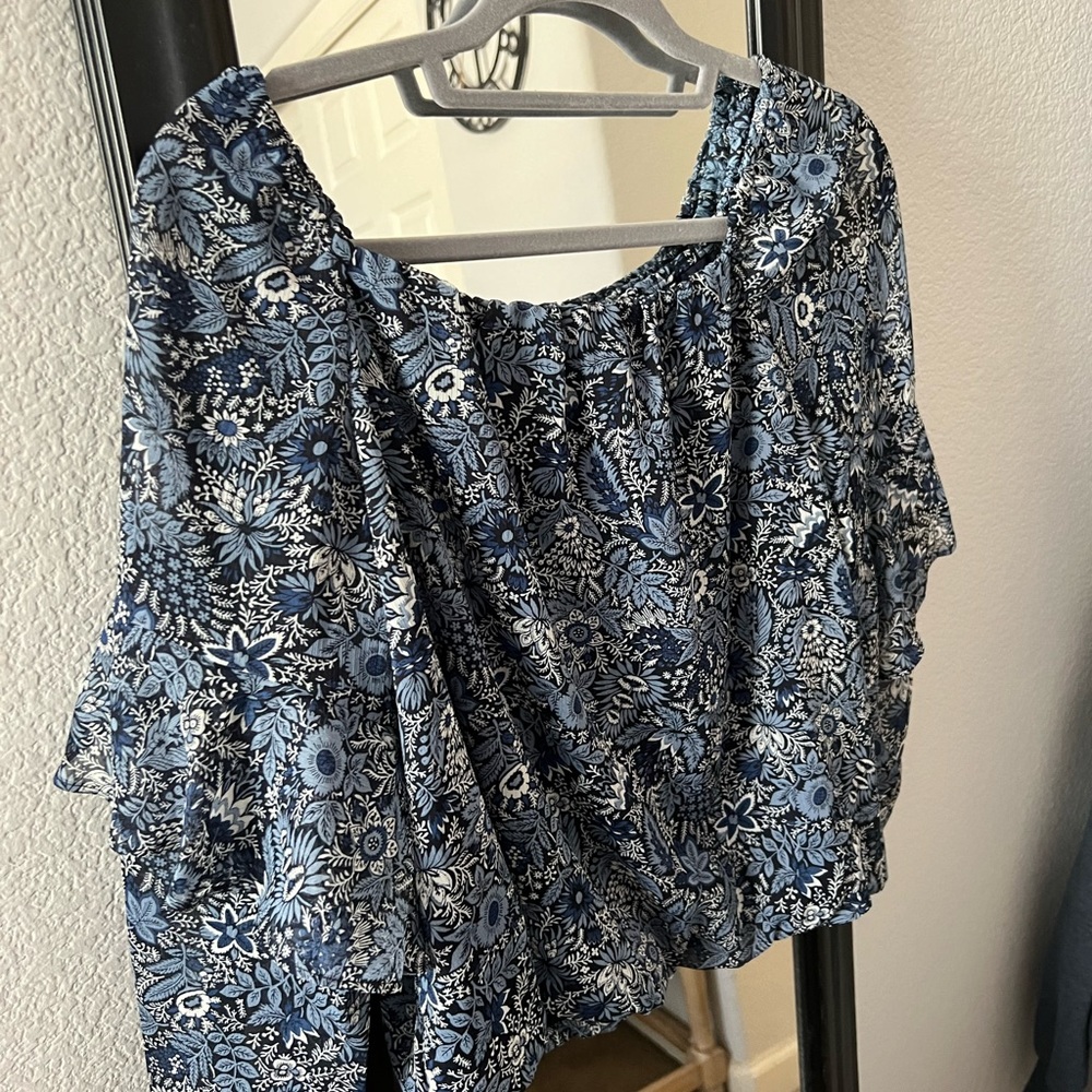 Banana Republic top sz small